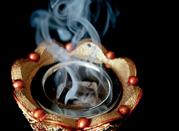 Advantages of charcoal incense burner(Mabkhara) | BakhoorBurner